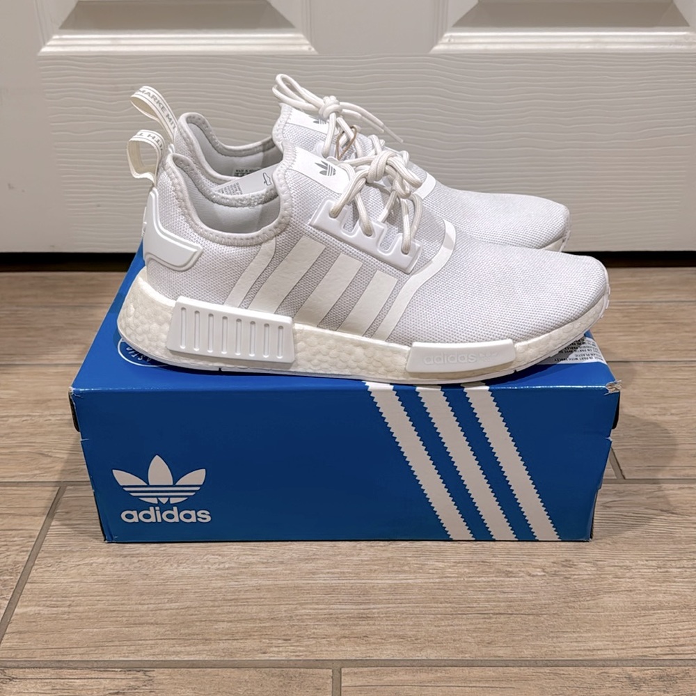 Adidas Originals Men NMD_R1 Shoes (Size: 6.5) - Picture 3 of 4
